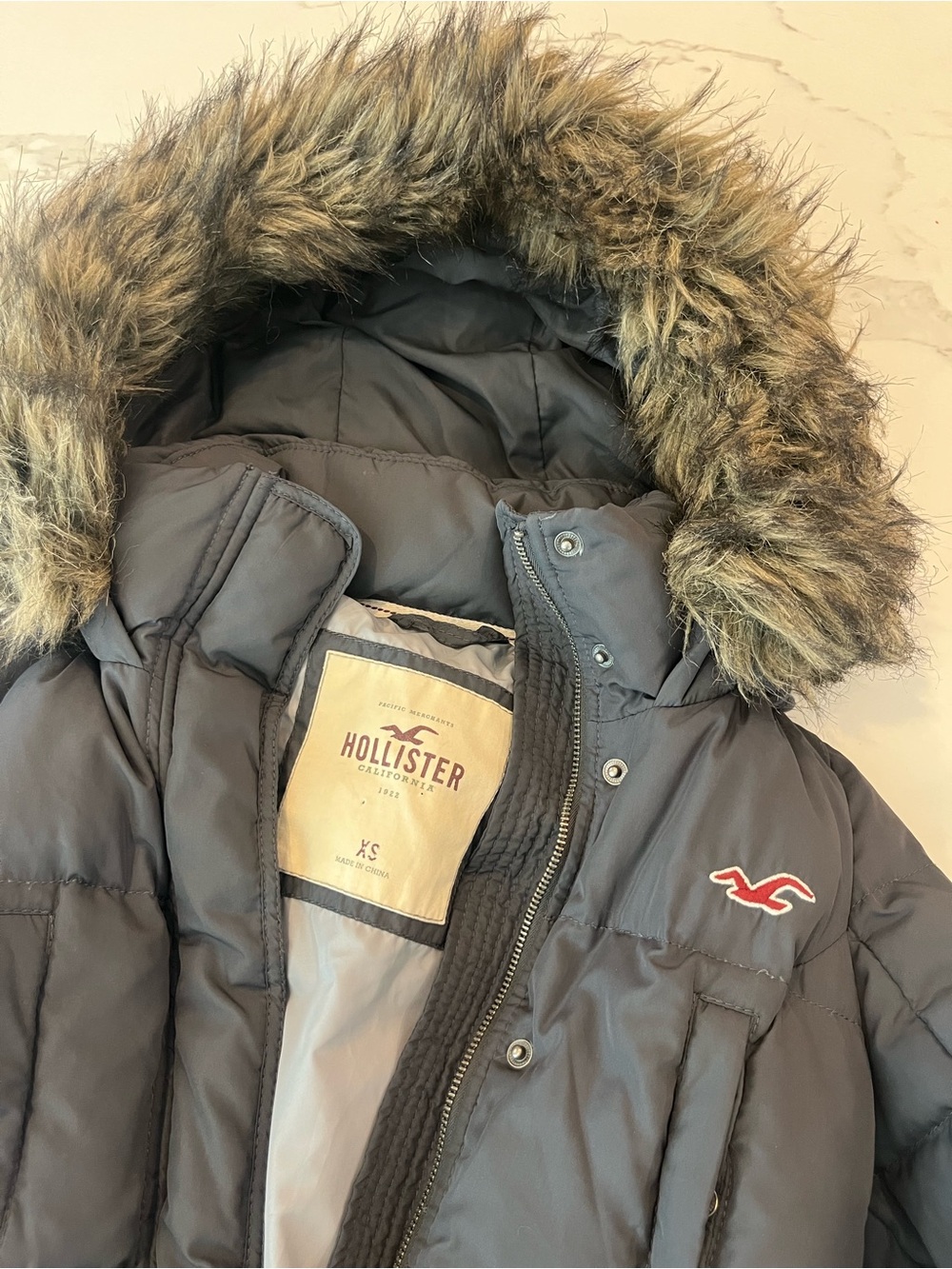 Vintage Hollister Gray Puffer Jacket with Faux Fur Trim